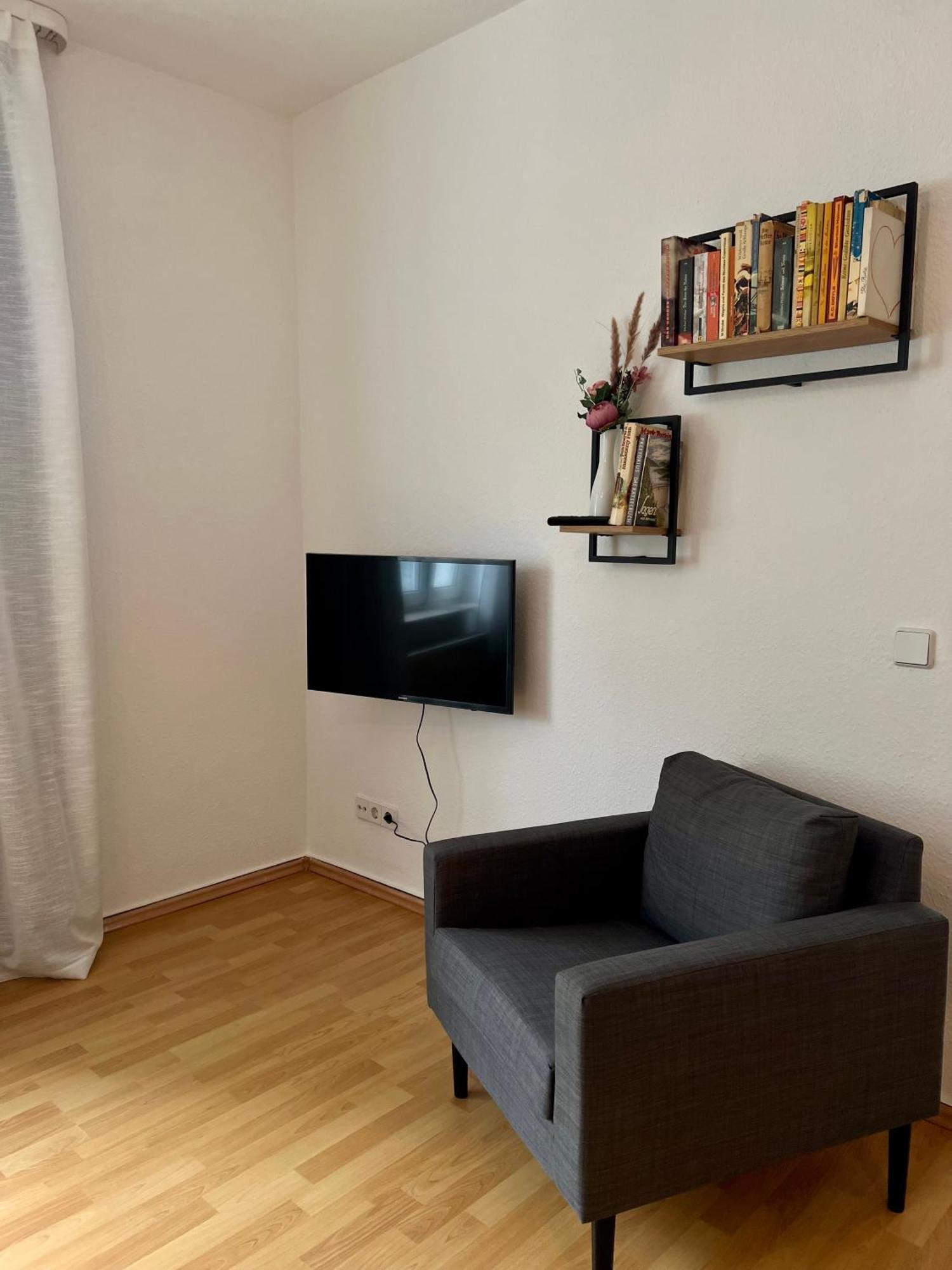 Apartament Vollausgestattet, Grosszuegig & Zentral Fuer Bis Zu 4 Magdeburg Zewnętrze zdjęcie